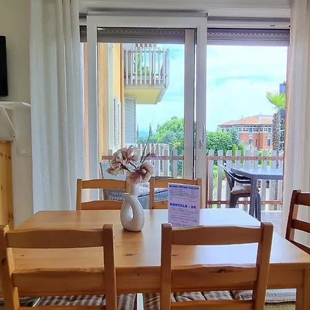 Peschiera Πεσκιέρα ντελ Γκάρντα